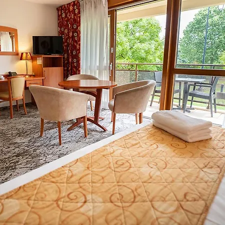 Cigoland Hotel 3*